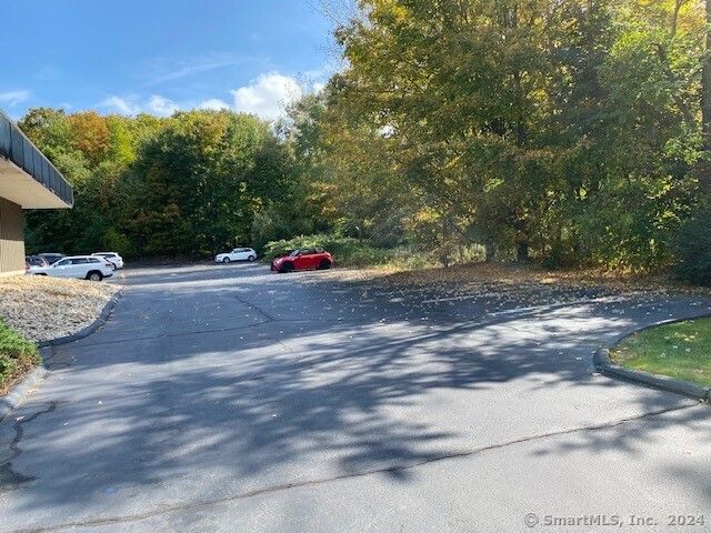 10 Broadway, Hamden, CT 06518