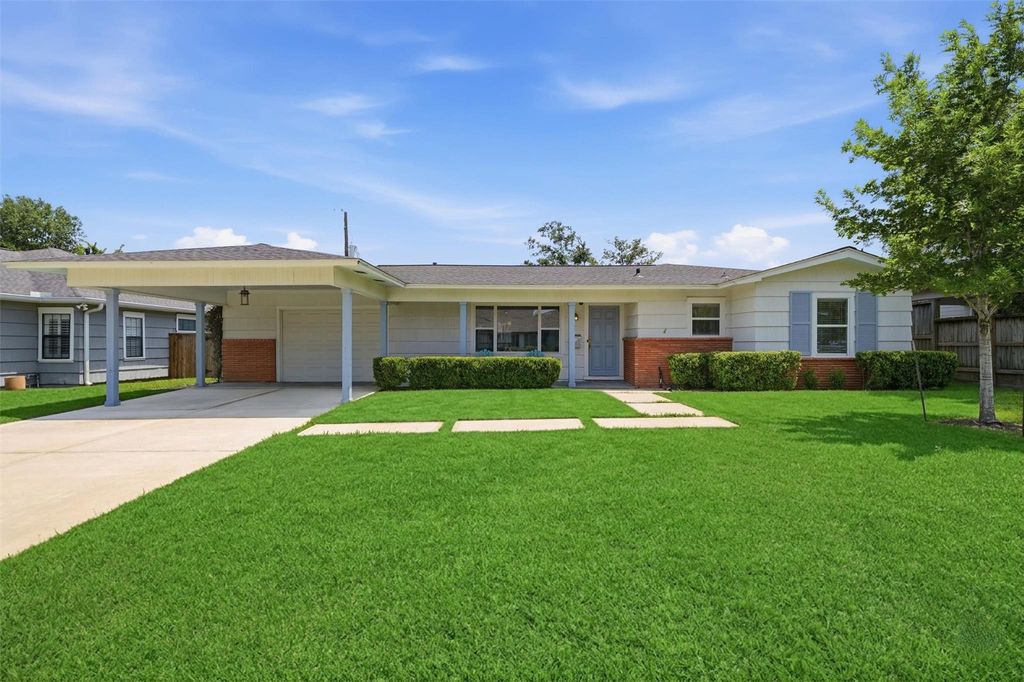 1006 Prince Street, Houston, TX 77008