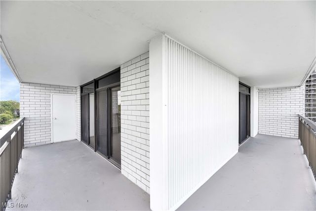 12550 Lake Avenue 711, Lakewood, OH 44107