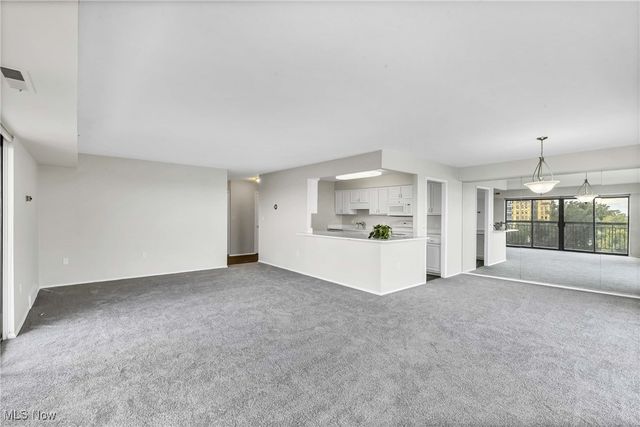 12550 Lake Avenue 711, Lakewood, OH 44107