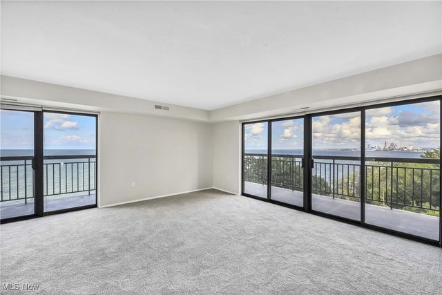 12550 Lake Avenue 711, Lakewood, OH 44107