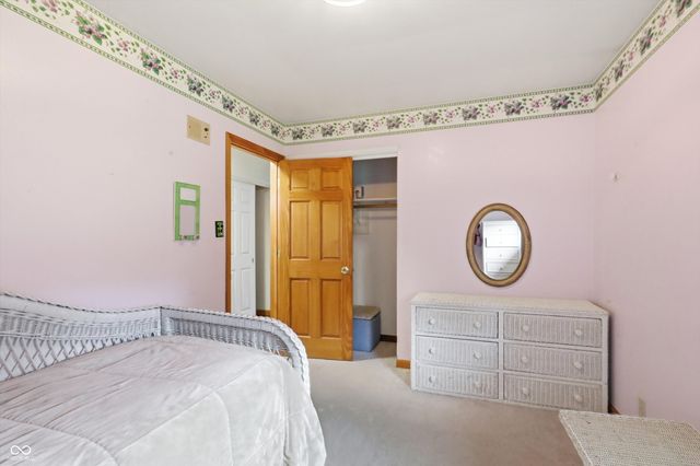 26 W Hill Valley Drive, Indianapolis, IN 46217