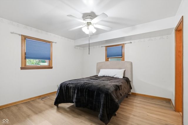 26 W Hill Valley Drive, Indianapolis, IN 46217
