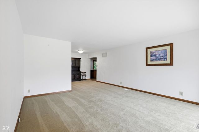 26 W Hill Valley Drive, Indianapolis, IN 46217
