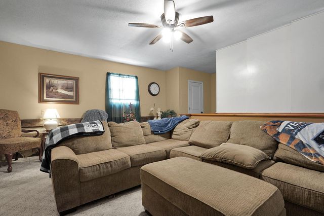 1576 Miami Trace Road SE, Washington Court House, OH 43160