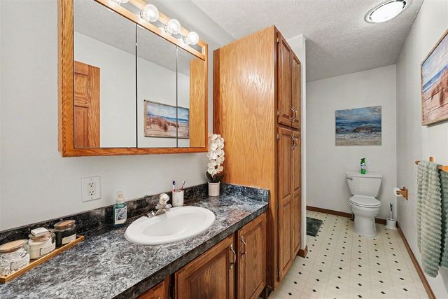 11356 S Miller Highway, Brooklyn, MI 49230