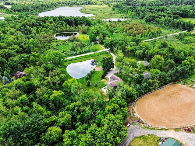 11356 S Miller Highway, Brooklyn, MI 49230