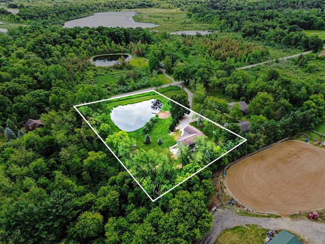 11356 S Miller Highway, Brooklyn, MI 49230