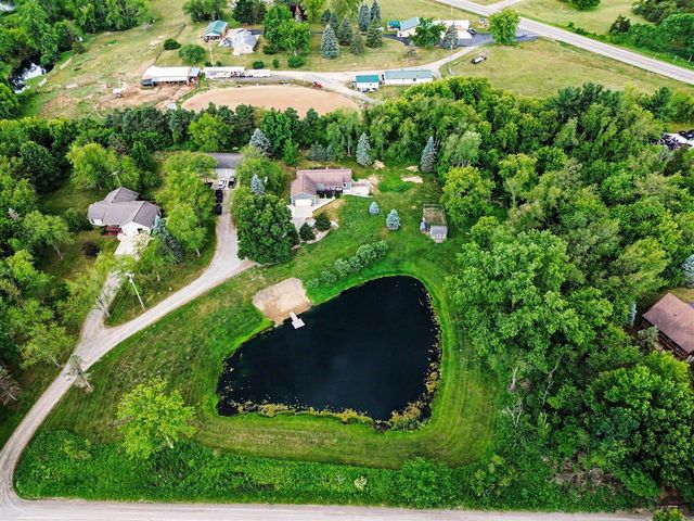 11356 S Miller Highway, Brooklyn, MI 49230