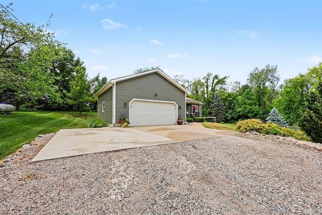 11356 S Miller Highway, Brooklyn, MI 49230