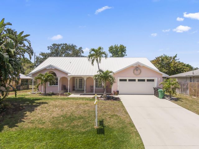 2026 SE Crowberry Drive, Port St Lucie, FL 34983