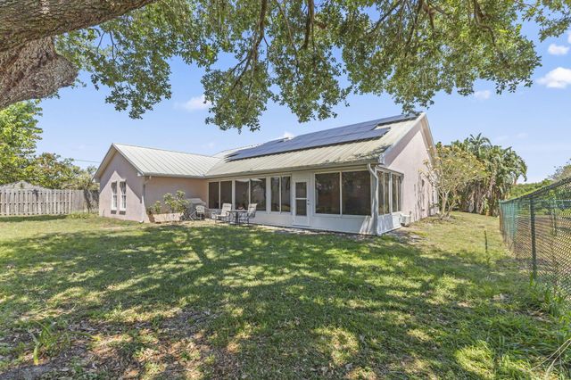2026 SE Crowberry Drive, Port St Lucie, FL 34983