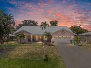 2026 SE Crowberry Drive, Port St Lucie, FL 34983