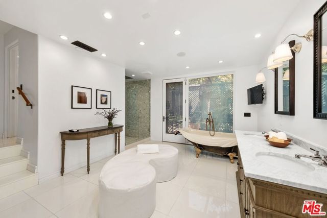 26799 Sea Vista Drive, Malibu, CA 90265