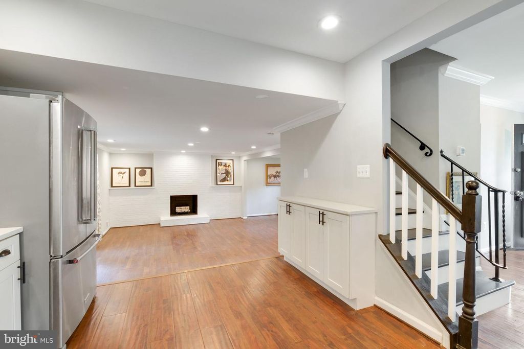 Image 19 of property listing at 5 WINESAP CT, Gaithersburg, MD 20878