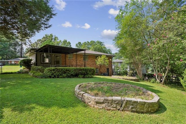3690 Wisteria Lane SE, Smyrna, GA 30082