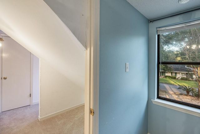 902 Pinemont Drive, Mobile, AL 36609