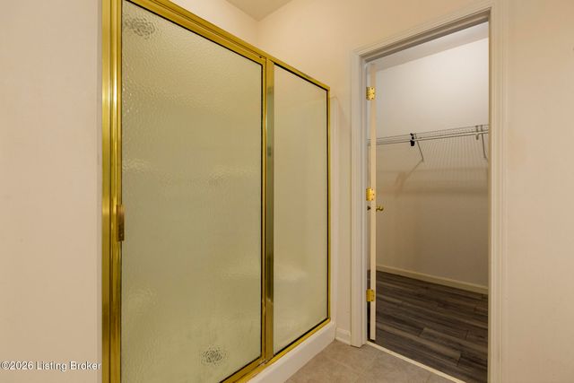 10014 Brownsboro Gardens Cir, Louisville, KY 40241