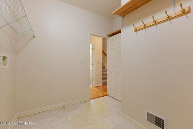 10014 Brownsboro Gardens Cir, Louisville, KY 40241