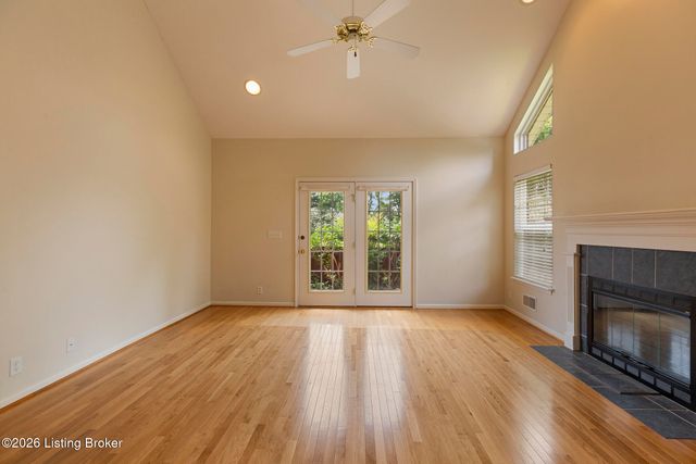 10014 Brownsboro Gardens Cir, Louisville, KY 40241
