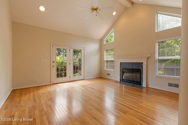 10014 Brownsboro Gardens Cir, Louisville, KY 40241