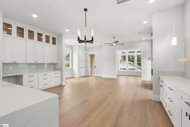223 S Calhoun Street, Greenville, SC 29601