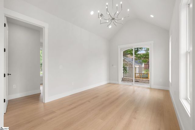 223 S Calhoun Street, Greenville, SC 29601
