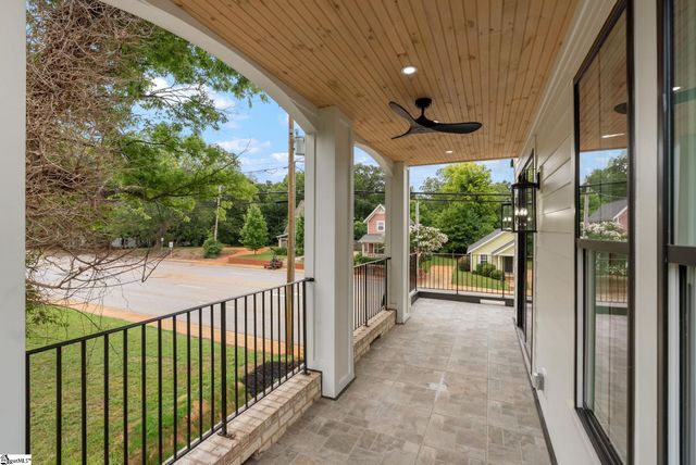 223 S Calhoun Street, Greenville, SC 29601
