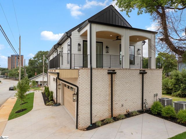 223 S Calhoun Street, Greenville, SC 29601