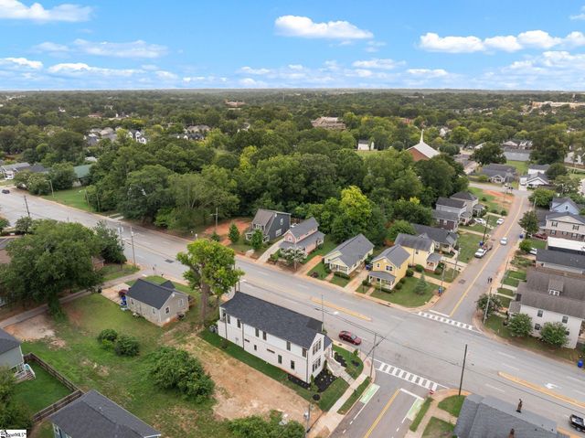 223 S Calhoun Street, Greenville, SC 29601