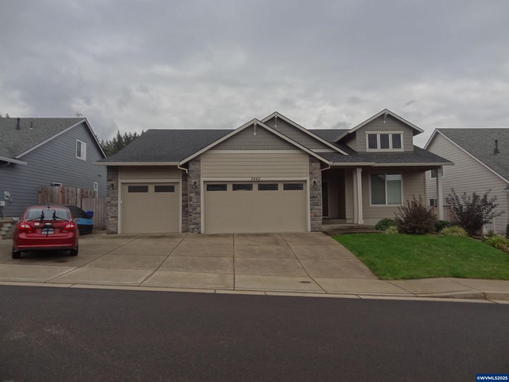 5442 Bell St SE, Turner, OR 97382