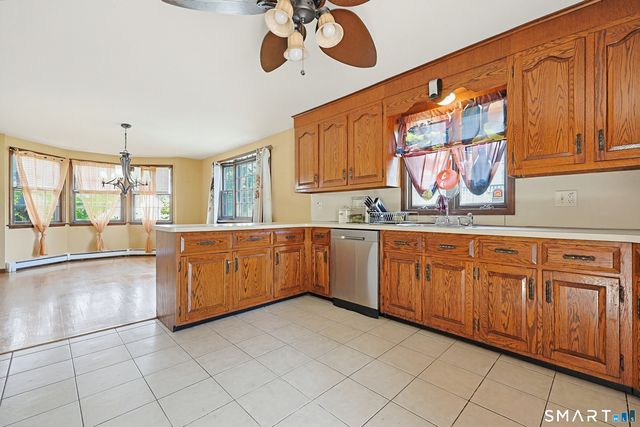 3 Lane Avenue, Trumbull, CT 06611