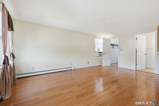 3 Lane Avenue, Trumbull, CT 06611