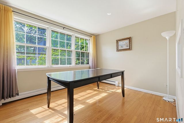 3 Lane Avenue, Trumbull, CT 06611