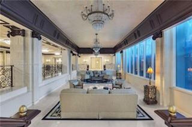 2030 S OCEAN Drive 203, Hallandale Beach, FL 33009