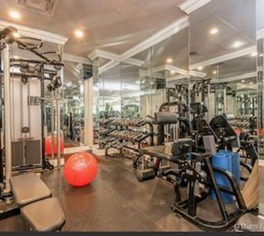 2030 S OCEAN Drive 203, Hallandale Beach, FL 33009