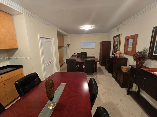 2555 Polk St, Hollywood, FL 33020
