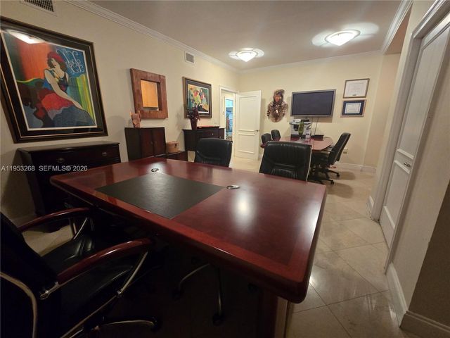 2555 Polk St, Hollywood, FL 33020