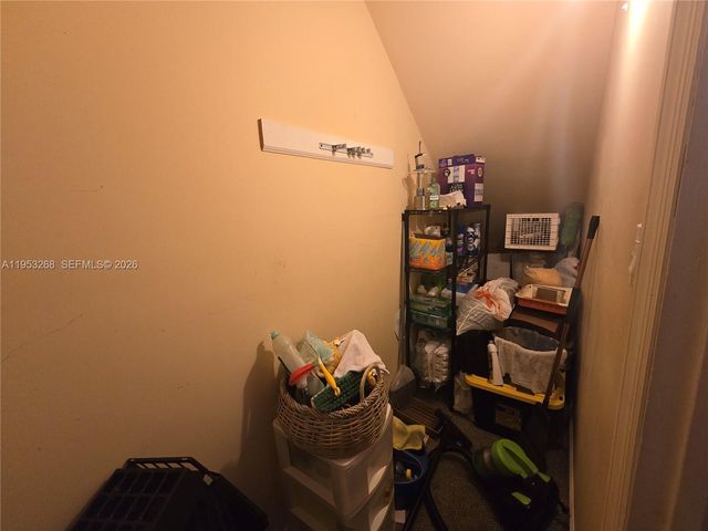 2555 Polk St, Hollywood, FL 33020