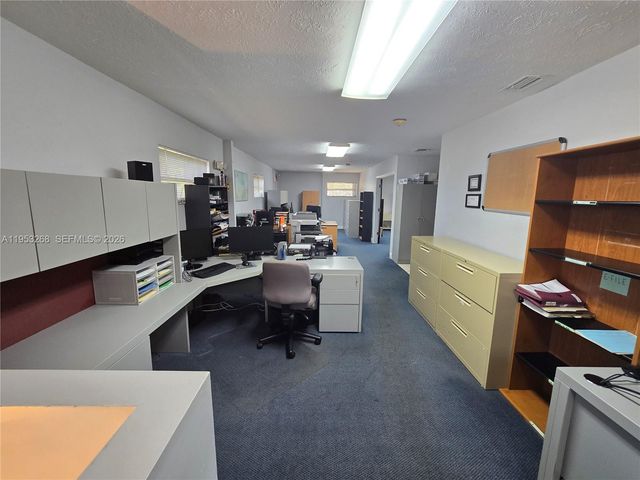 2555 Polk St, Hollywood, FL 33020