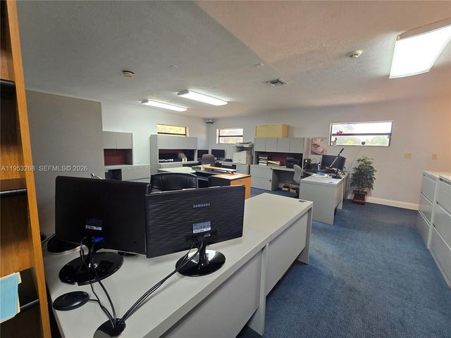 2555 Polk St, Hollywood, FL 33020