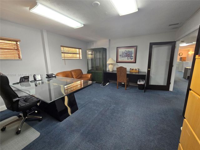 2555 Polk St, Hollywood, FL 33020