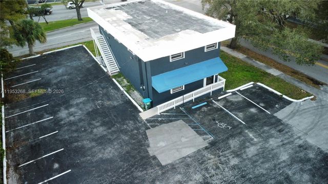 2555 Polk St, Hollywood, FL 33020