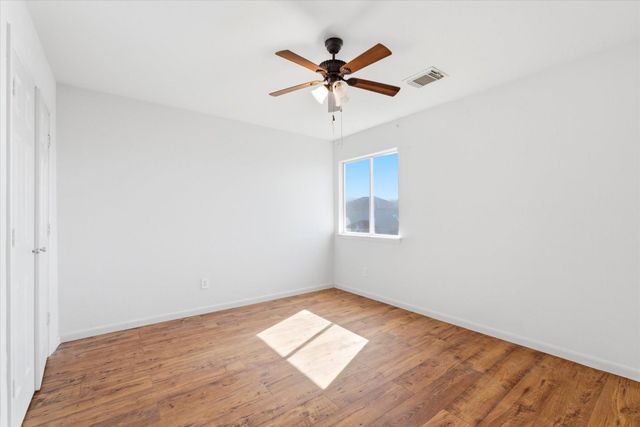 8319 Rusty Blackhaw Lane, Baytown, TX 77523