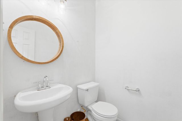 8319 Rusty Blackhaw Lane, Baytown, TX 77523