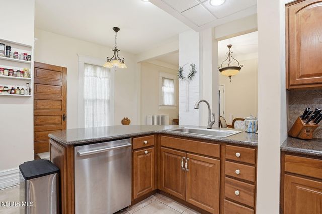 835 S Main Street, Findlay, OH 45840