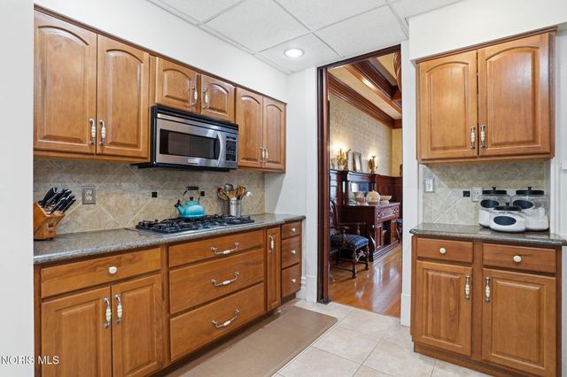 835 S Main Street, Findlay, OH 45840