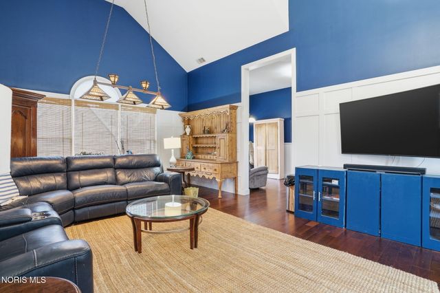 835 S Main Street, Findlay, OH 45840