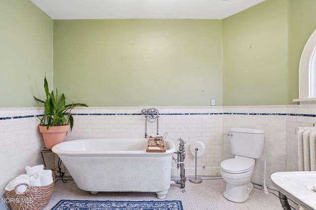 835 S Main Street, Findlay, OH 45840