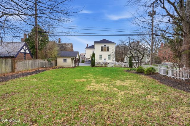 835 S Main Street, Findlay, OH 45840